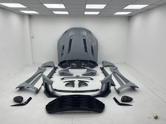 أستون مارتن DB11 كميات الجسم الألياف الكربونية DB11 النمط الرئيسي الأمامي والخلفي الوقاية الجانبية السترة المروحة غطاء الغطاء