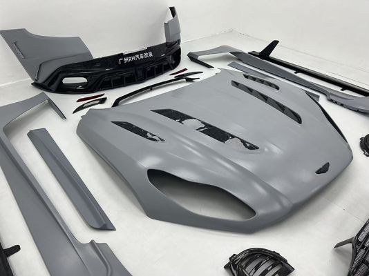 أستون مارتن DB11 كميات الجسم الألياف الكربونية DB11 النمط الرئيسي الأمامي والخلفي الوقاية الجانبية السترة المروحة غطاء الغطاء