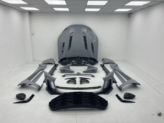 أستون مارتن DB11 كميات الجسم الألياف الكربونية DB11 النمط الرئيسي الأمامي والخلفي الوقاية الجانبية السترة المروحة غطاء الغطاء