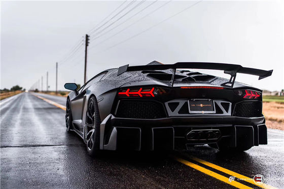 لـ لامبورغيني LP700 مجموعة جسم الألياف الكربونية LP700 طراز DMC تم تحديثه مجموعة جسم الألياف الكربونية الأمامية والخلفية