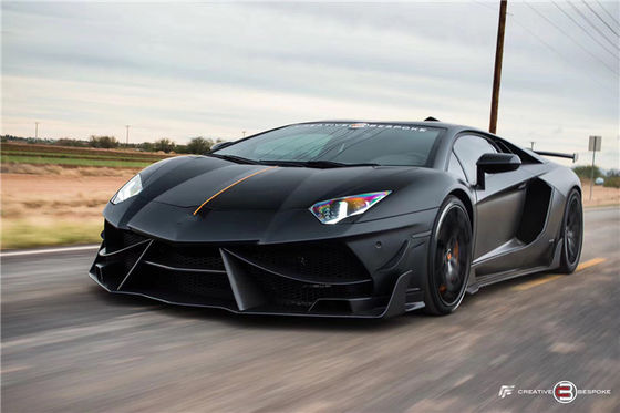 لـ لامبورغيني LP700 مجموعة جسم الألياف الكربونية LP700 طراز DMC تم تحديثه مجموعة جسم الألياف الكربونية الأمامية والخلفية