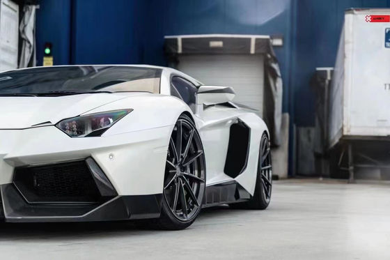 لـ (لامبورغيني) LP700 LP750 كيس جسم ألياف الكربون LP700 750 تحديث Novi Front Shovel Side Skirt
