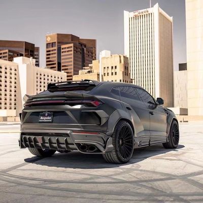 قطع غيار السيارات لـ لامبورغيني أوروس كيت الجسم أوروس ترقية أجهزة المفاتيح أسلوب المصد الأمامي والخلفي
