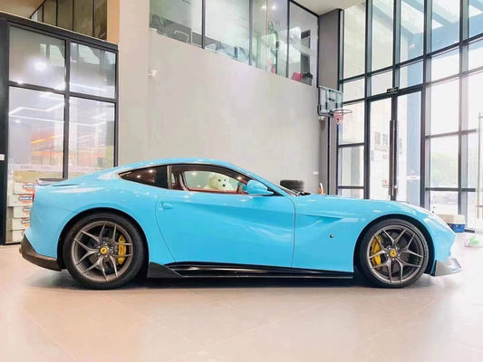 كيت الجسم من ألياف الكربون F12 عالية الجودة لألياف الكربون لـ فيراري F12 ترقية نمط DMC الجبهة المبرحة الخلفية الوسام