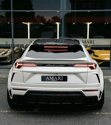 1016 Style Wide Body Kit لـ Lamborghini Urus جسم الألياف الكربونية