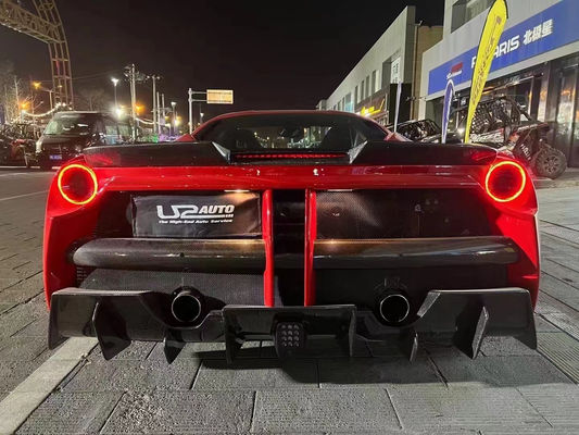لـ فيراري 488 كيس جسم الألياف الكربونية 488 تحديث أسلوب ميشا الأمامية والخلفية المقابس المتعثرة غطاء كيس جسم الألياف الكربونية