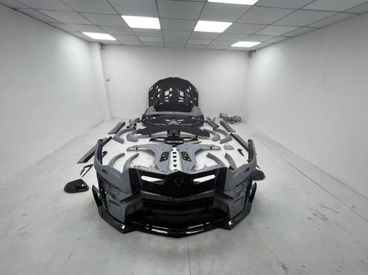 سيارة لامبورغيني URUS الجديدة الجسم MSY النمط الأمامي والخلفي المصد قطع غيار السيارات
