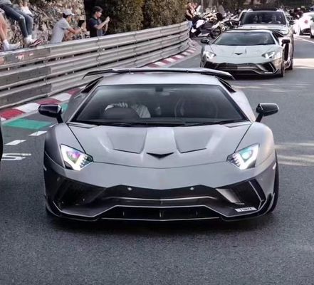 LP700 LP720 Lamborghini كيس الجسم مدخول الهواء ألياف الكربون عريض الجسم كيت غطاء محرك غطاء