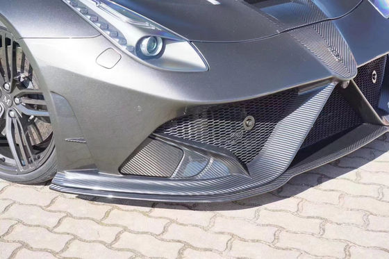 لـ فيراري F12 مجموعة جسم ألياف الكربون الجافة F12 تحديث نمط MSY الأمامية والخلفية