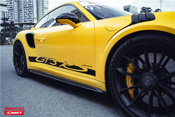مجموعة الهيكل من الألياف الكربونية لـ بورشه 911 991.2 GT3RS 911 GT3RS مجموعة الهيكل من الألياف الكربونية أمام المبرحة الخلفية