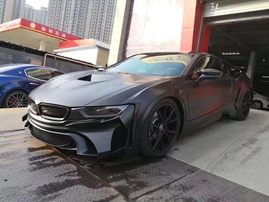 لـ BMW I8 كيس جسم ألياف الكربون I8 تحديث الطاقة الطراز الأمامي والخلفي المقابس المتعثرة كيس الجسم الواسع