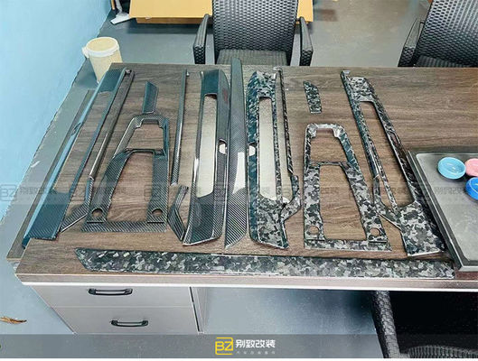 قطع غيار السيارات لـ بورشه 911 992 داخلية ألياف الكربون 911 992 ألياف الكربون مركز لوحة الباب