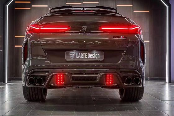 قطع غيار السيارات لسيارة بي ام دبليو X6M F96 مجموعة جسم الألياف الكربونية X6M F96 تحديث LARTE تصميم أسلوب الجبهة مجرفة موزع سبويلر مجموعة جسم