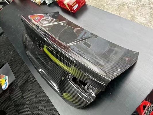 لـ BMW M3 M4 غطاء خلفي من ألياف الكربون M3 M4 نمط CSL غطاء صندوق من ألياف الكربون الجاف غطاء خلفي غطاء خلفي
