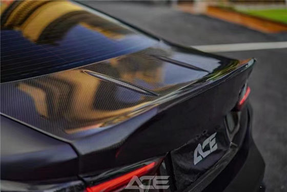 لـ BMW M3 M4 غطاء خلفي من ألياف الكربون M3 M4 نمط CSL غطاء صندوق من ألياف الكربون الجاف غطاء خلفي غطاء خلفي