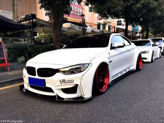 مجموعة LB واسعة الجسم لـ BMW M4 F82 مجموعة واسعة الجسم M4 F82 تحديث LB Style Front Lip Diffuser Spoiler مجموعة جسم الألياف الكربونية