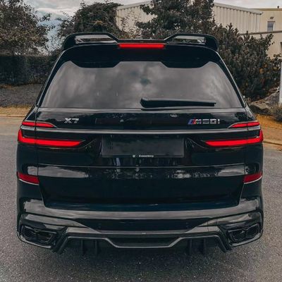لـ BMW X7 مجموعة جسم الألياف الكربونية X7 مجموعة جسم الألياف الكربونية الأمامية المنتشرة