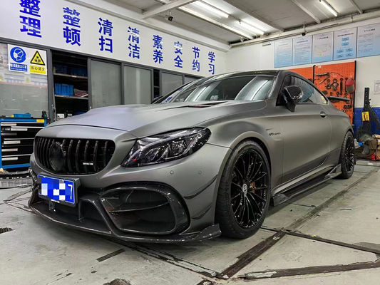 منتج جديد لميرسيدس W205 AMG C63 كوبيه كيس الجسم C63 كوبيه تحديث نمط IMP المصد الأمامي