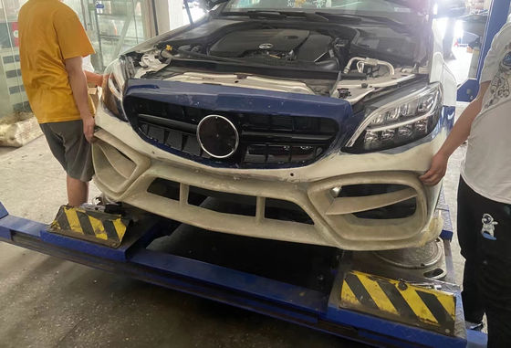 قطع غيار السيارات لميرسيدس W205 C180 C260 C300 مجموعة الهيكل W205 C180 C260 C300 تحديث أسلوب IMP مجموعة الهيكل الأمامية