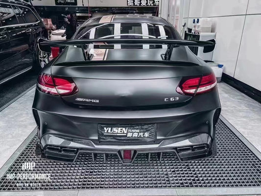 قطع غيار السيارات لميرسيدس C63 C63S كوبيه كيس الجسم C63 C63S كوبيه ترقية أسلوب IMP الأمامية والخلفية مضارب سبويلر كيس الجسم