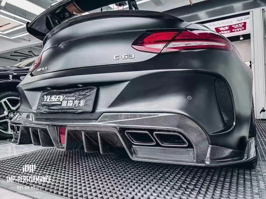 قطع غيار السيارات لميرسيدس C63 C63S كوبيه كيس الجسم C63 C63S كوبيه ترقية أسلوب IMP الأمامية والخلفية مضارب سبويلر كيس الجسم