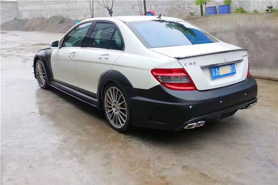 لـ مرسيدس W204 C63 كيت الجسم W204 سلسلة الأسود المتطورة